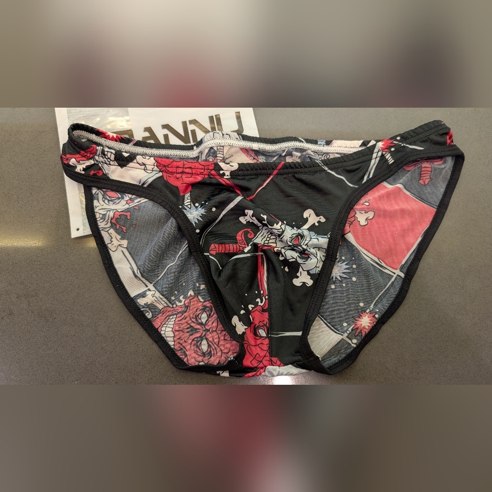 Black and Red Graphic Men's Briefs